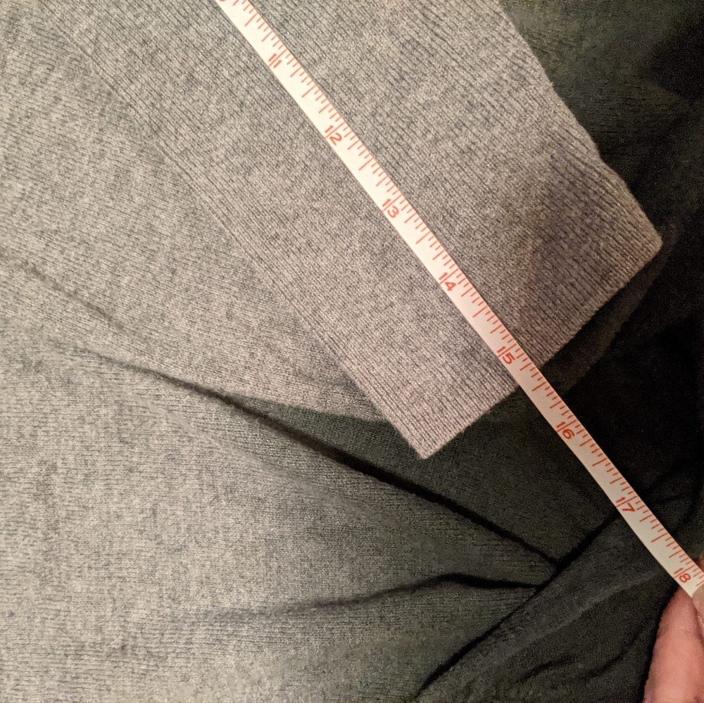DKNY Jeans Ombre Sweater - Picture 8 of 10